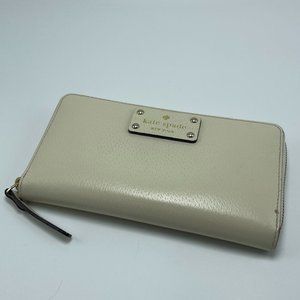KATE SPADE large leather cream wallet (zip around wallet)